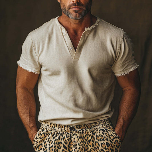 Men's Summer Comfortable Light Khaki V-Neck Raw Edge T-Shirt MTA0137D8U