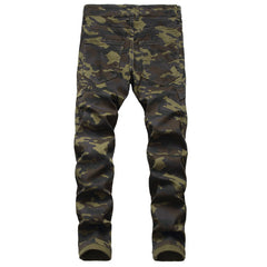 Camouflage Cargo Pants with Reinforced Knees - Perfect for Outdoor Adventures