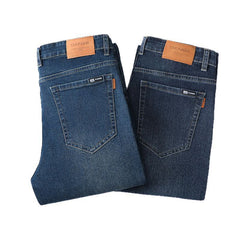 Men's Relaxed Straight Fit Jeans with Stretchy Design for Comfort and Style
