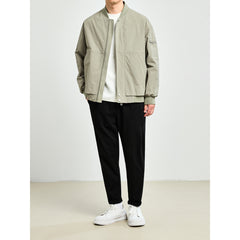 Stylish Men's Bomber Jacket with Zippered Pockets and Functional Design