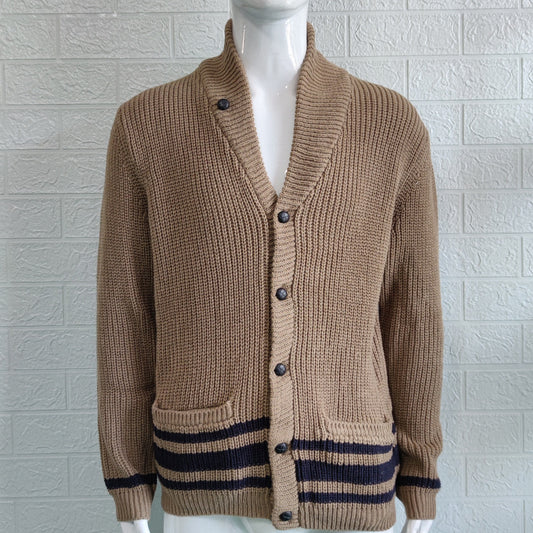 Stylish Men's Knit Cardigan - Perfect For Casual And Smart-Casual Outfits
