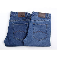 Classic Straight Fit Jeans with Stylish Back Pockets