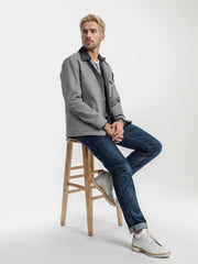 Stylish Men's Casual Jacket with Classic Fit for Modern Fashionistas