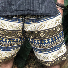 Vibrant Floral Print Shorts for Men - Perfect for Summer Outings and Casual Wear