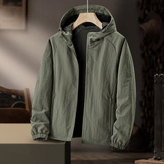 Men's Stylish Hooded Jacket - Perfect for Outdoor Adventures and Casual Wear