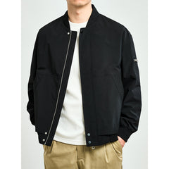 Stylish Men's Bomber Jacket with Zippered Pockets and Functional Design