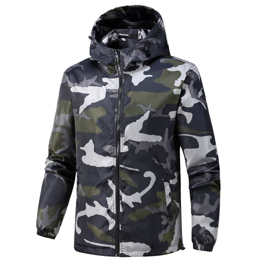 Camouflage Hooded Jacket For Men - Perfect For Outdoor Adventures