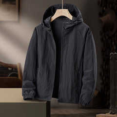 Men's Stylish Hooded Jacket - Perfect for Outdoor Adventures and Casual Wear