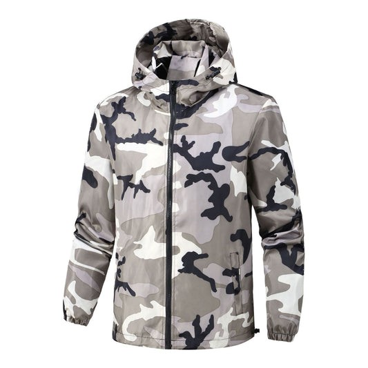 Camouflage Hooded Jacket For Men - Perfect For Outdoor Adventures