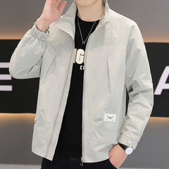 Stylish Lightweight Jacket for Casual and Outdoor Adventures